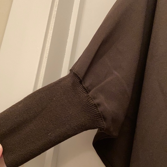 Babaton dolman sleeved shirt - Picture 2 of 4